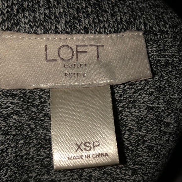 Loft Outlet Petits Heather Gray Knit Mini Skirt Size XSP EUC - Picture 4 of 4